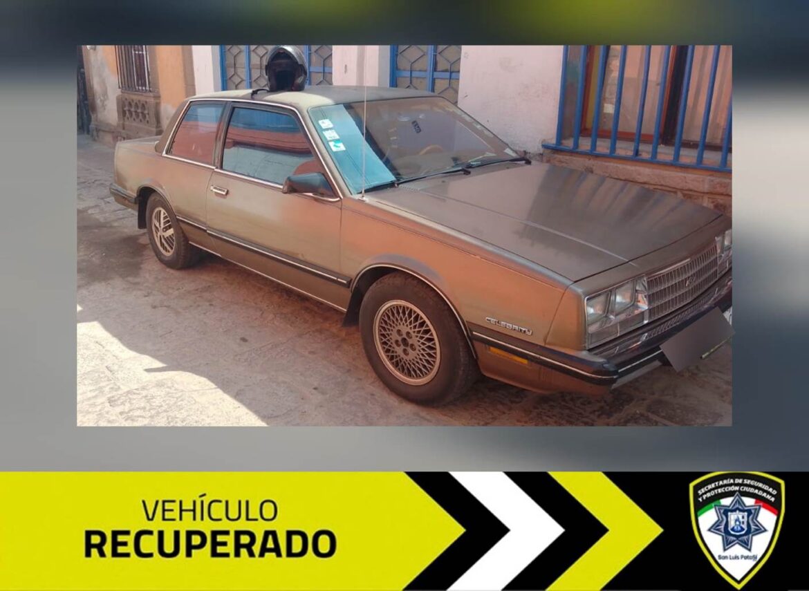 Derivado de un reporte al C4 Municipal, agentes del Grupo Especial Cobra de la SSPC, recuperan vehículo con reporte de robo