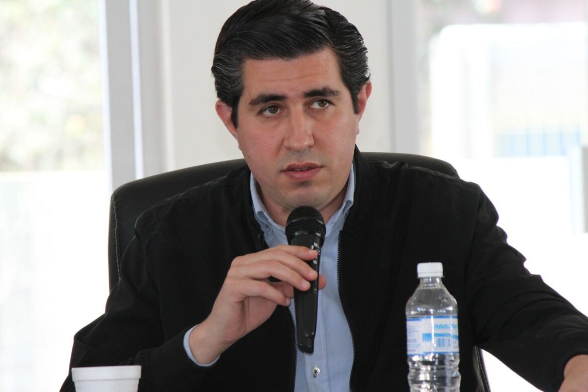 Mantiene acercamiento y gestiones el regidor Edgardo Jasso, a favor de la ciudadanía