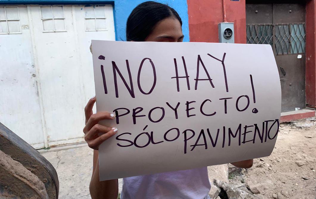 SLP | JUZGADO ORDENA SUSPENDER EL RETIRO DE ADOQUINES EN EL BARRIO DE SAN MIGUELITO‼️✅