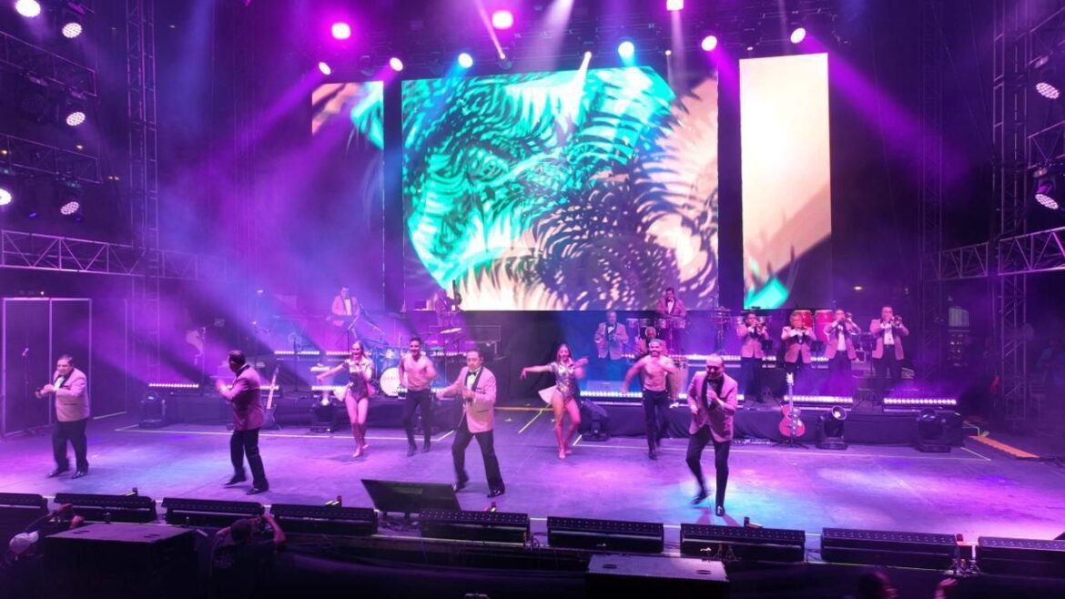 El Festival Internacional San Luis en Primavera 2024 fue un gran éxito; Cumbia Machine Tour pone a bailar a una Plaza de Fundadores repleta 