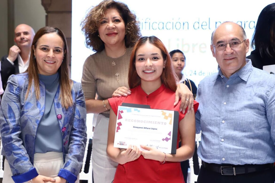 Salud estatal certifica a Escuelas Libres de Caries en San Luis Capital