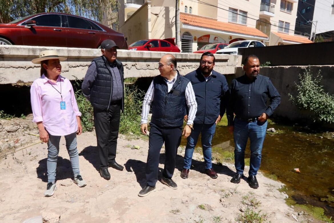 Alcalde Galindo supervisa afluentes de canales pluviales
