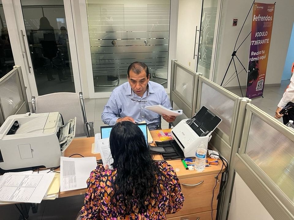 Extiende Ayuntamiento de SLP facilidades para regularizar el comercio