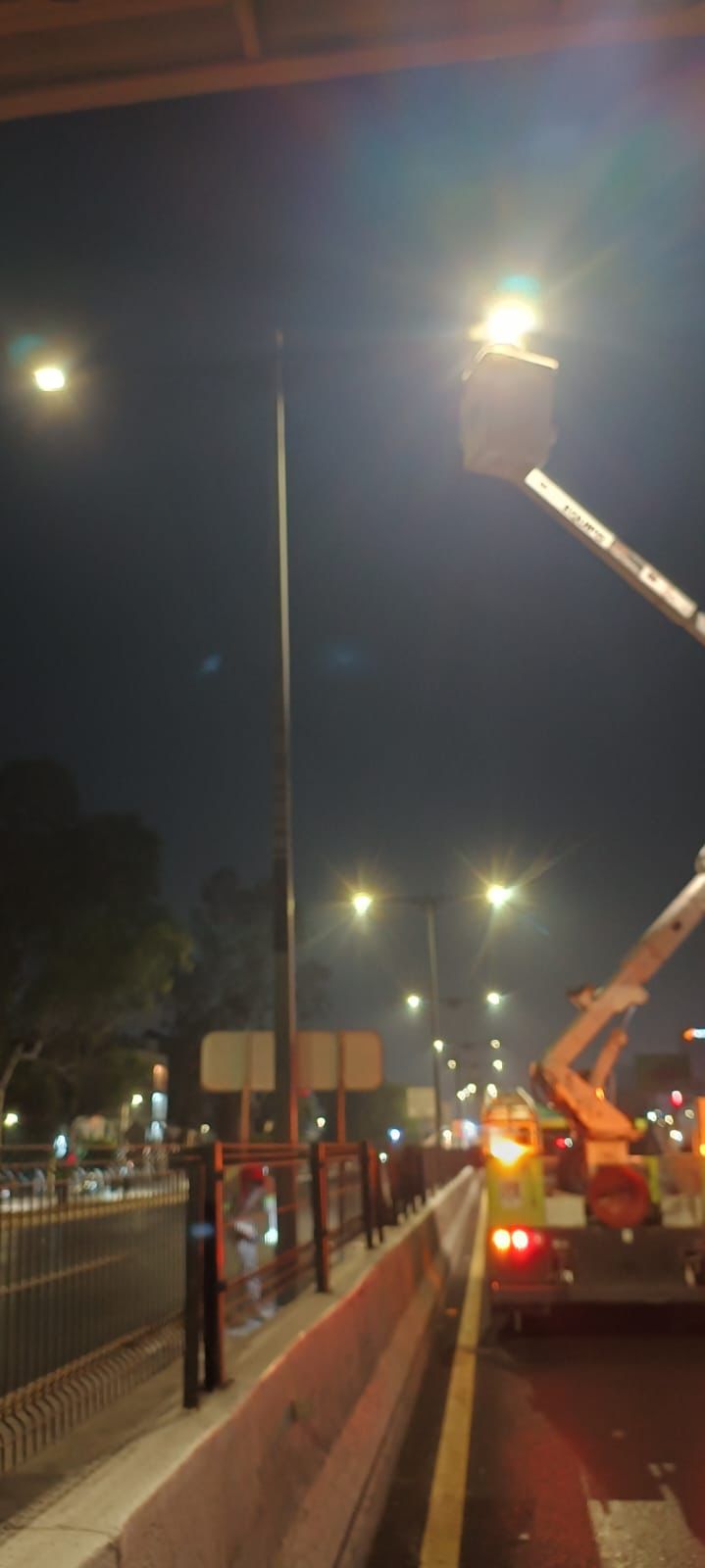 Gobierno Municipal supervisa y da mantenimiento permanente al sistema de alumbrado de Salvador Nava