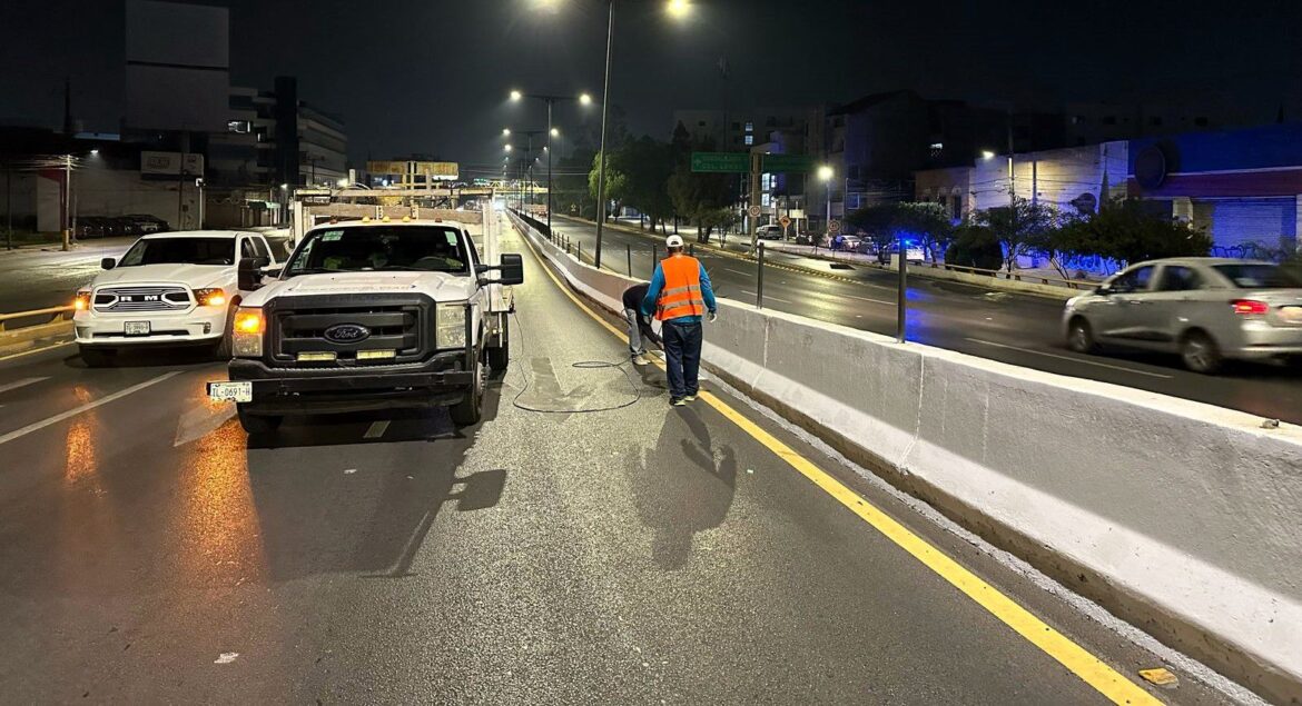 Trabajos nocturnos en Salvador Nava refuerzan seguridad y movilidad en la ciudad