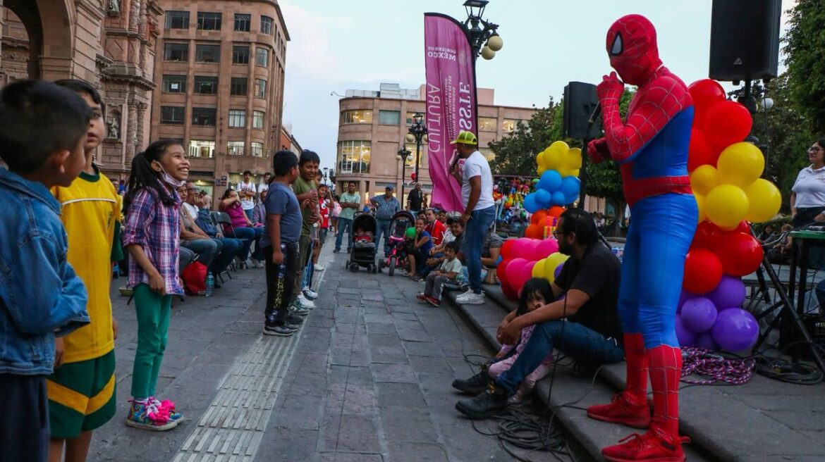 Celebra San Luis Capital Día de la Niñez en coordinación con ISSSTE Cultura