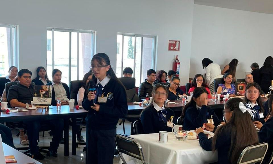 Fomenta Ayuntamiento de SLP la lectura, con su tradicional Café Literario