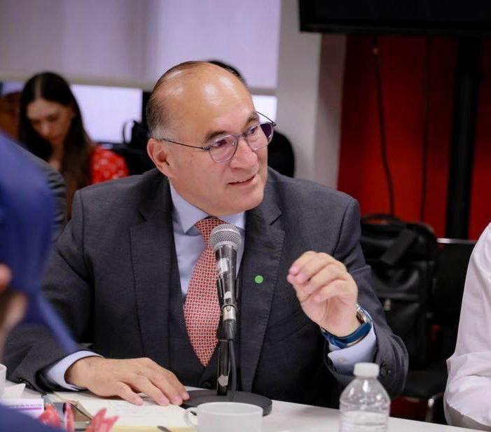 Mayor inversión para seguridad pública en ciudades capitales, plantea Enrique Galindo a Segob