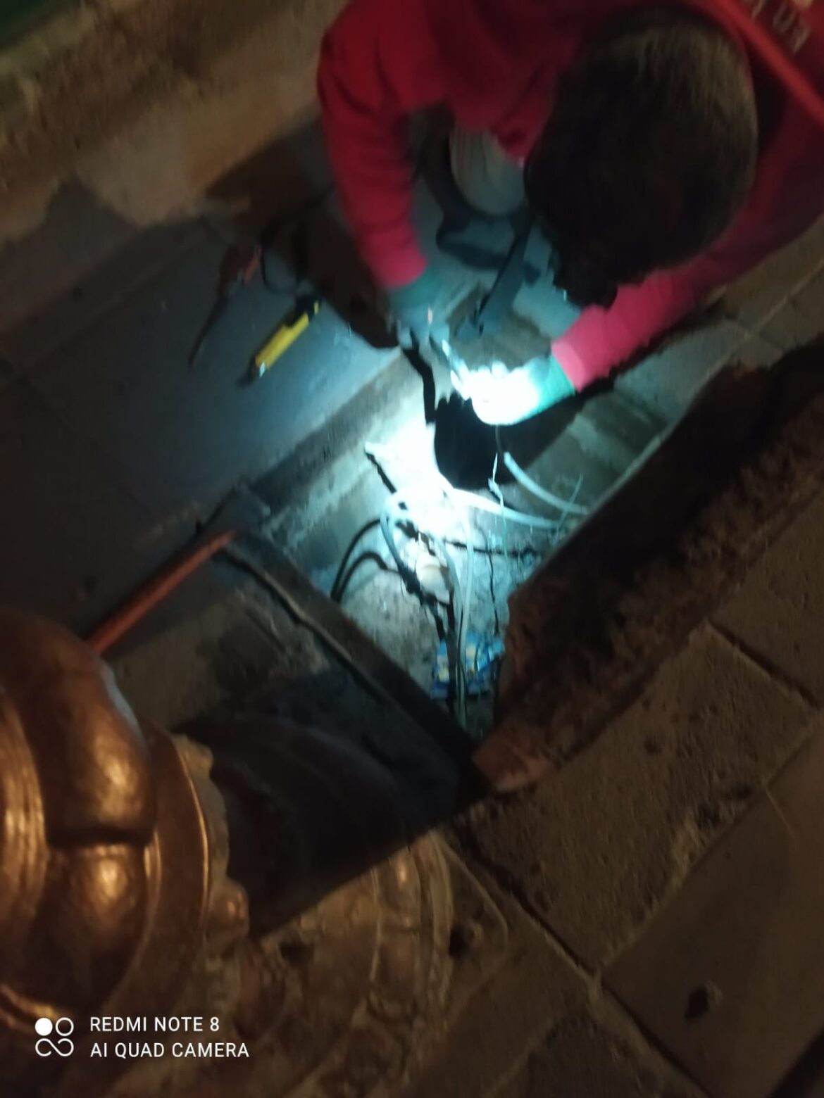 Gobierno de la Capital repara líneas eléctricas y restablece la luz en el Pasaje Zaragoza