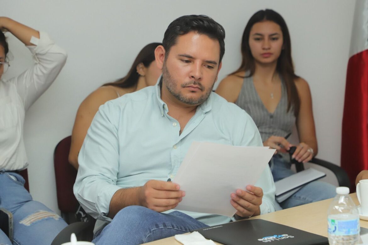 “En seguridad es indispensable la colaboración entre los tres órdenes de gobierno”: Regidor Rubén Lárraga