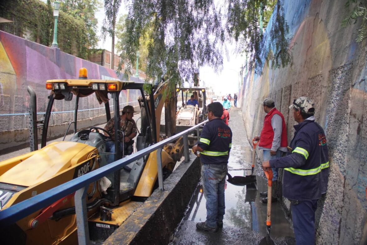 Gobierno de la Capital interviene el Puente Othón