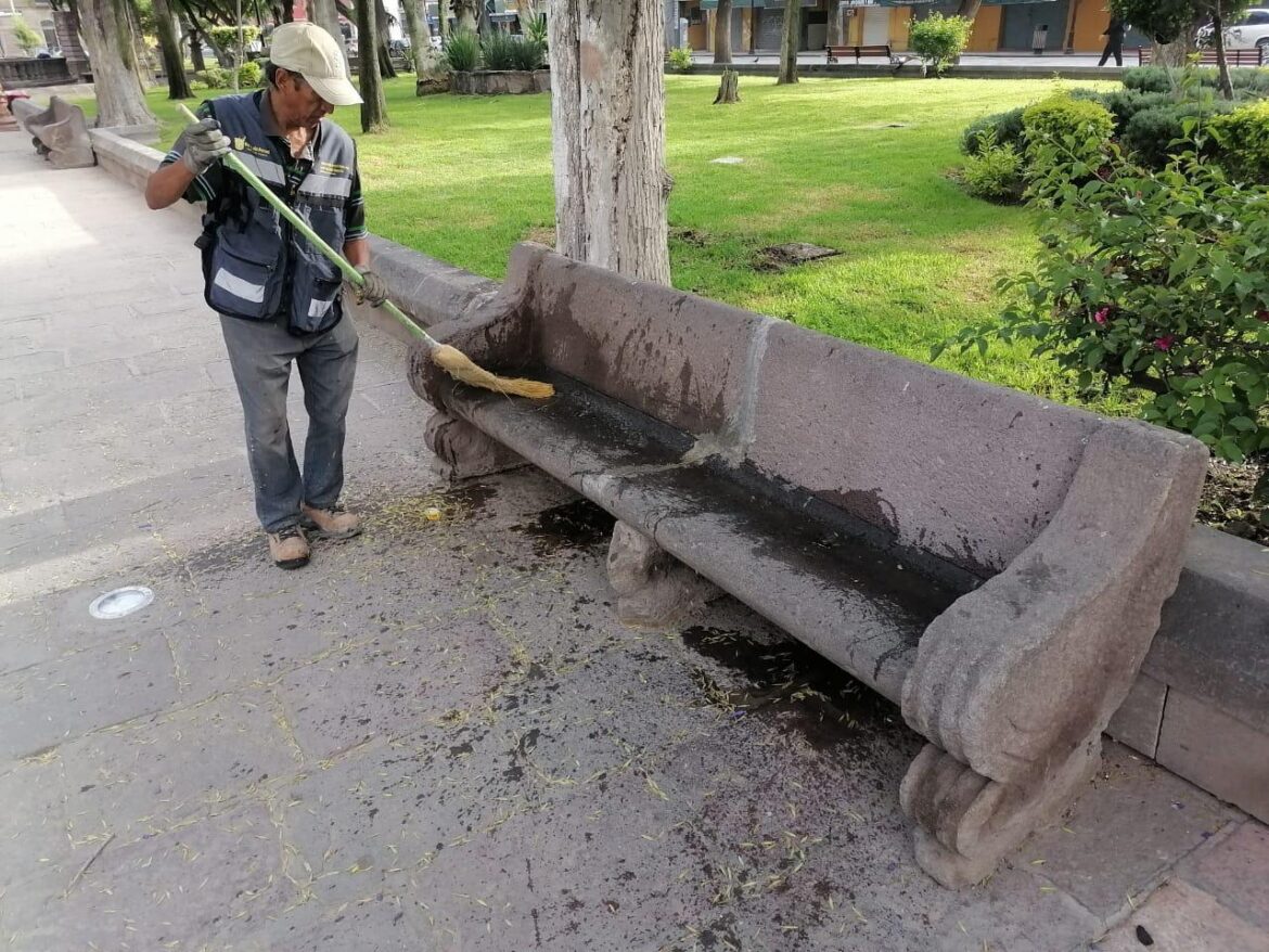 Gobierno de la Capital continúa labores de mantenimiento en el Centro Histórico