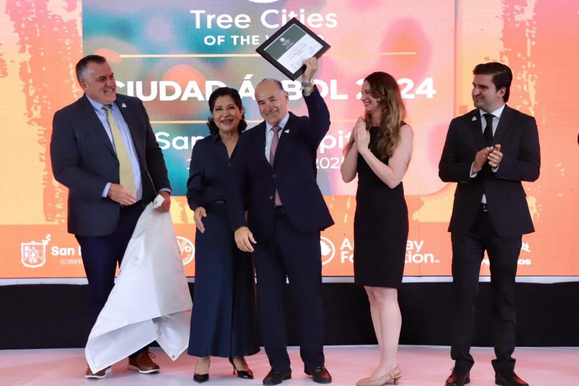 San Luis Capital recibe por tercer año consecutivo el distintivo internacional “Ciudad Árbol del Mundo”