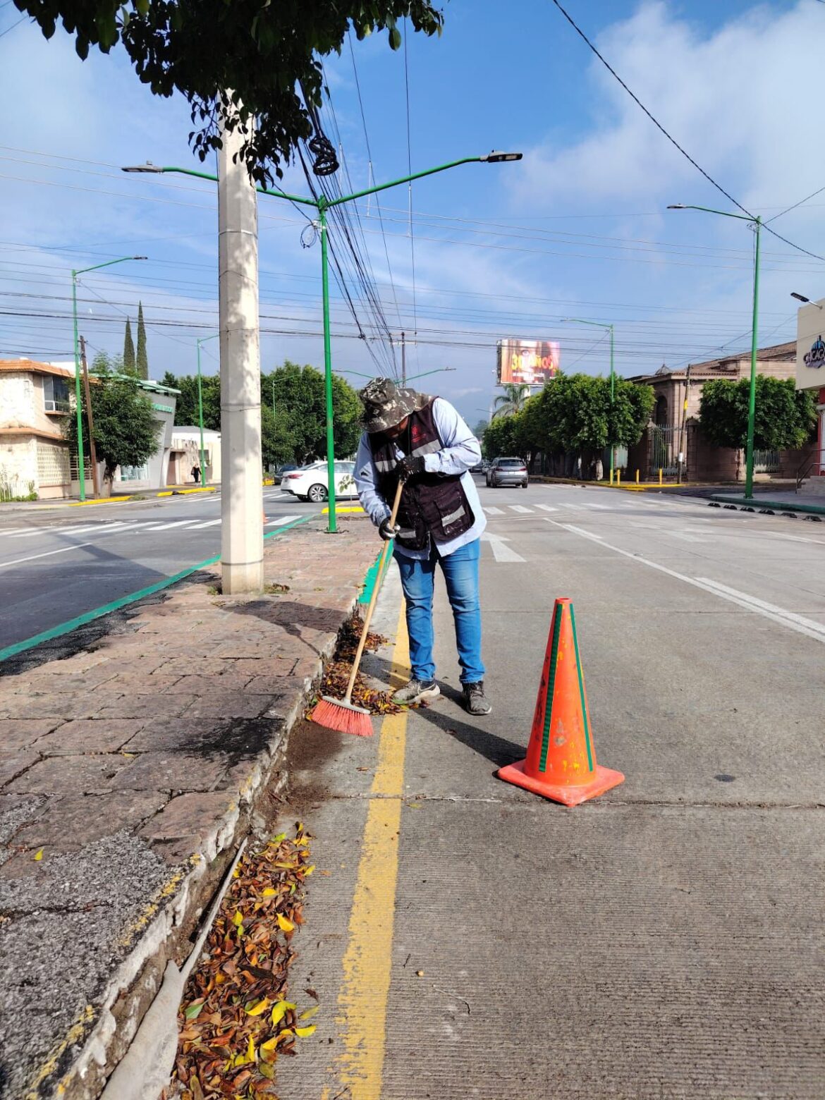 Gobierno de la Capital mejora vialidades en av. Himno Nacional
