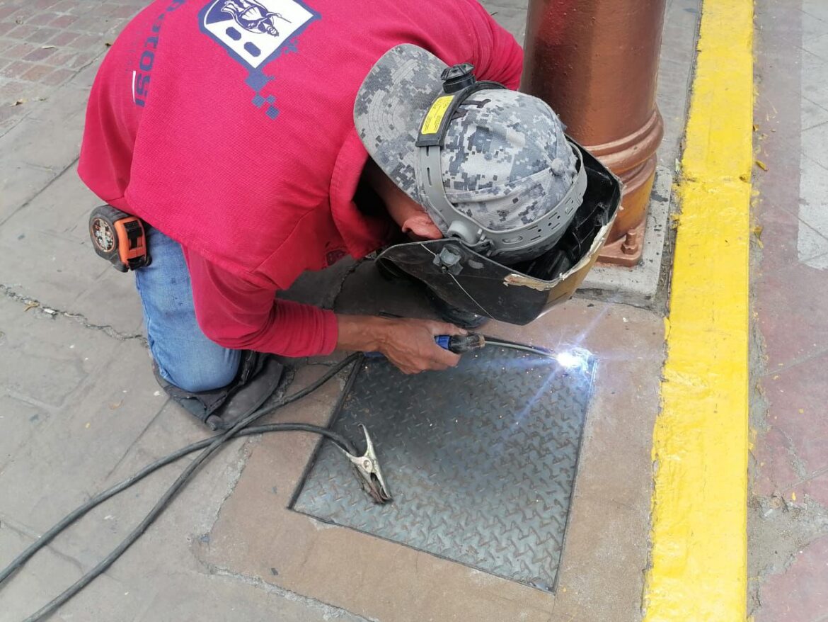 Gobierno Municipal realiza labores de mantenimiento constantes en el Centro Histórico de SLP