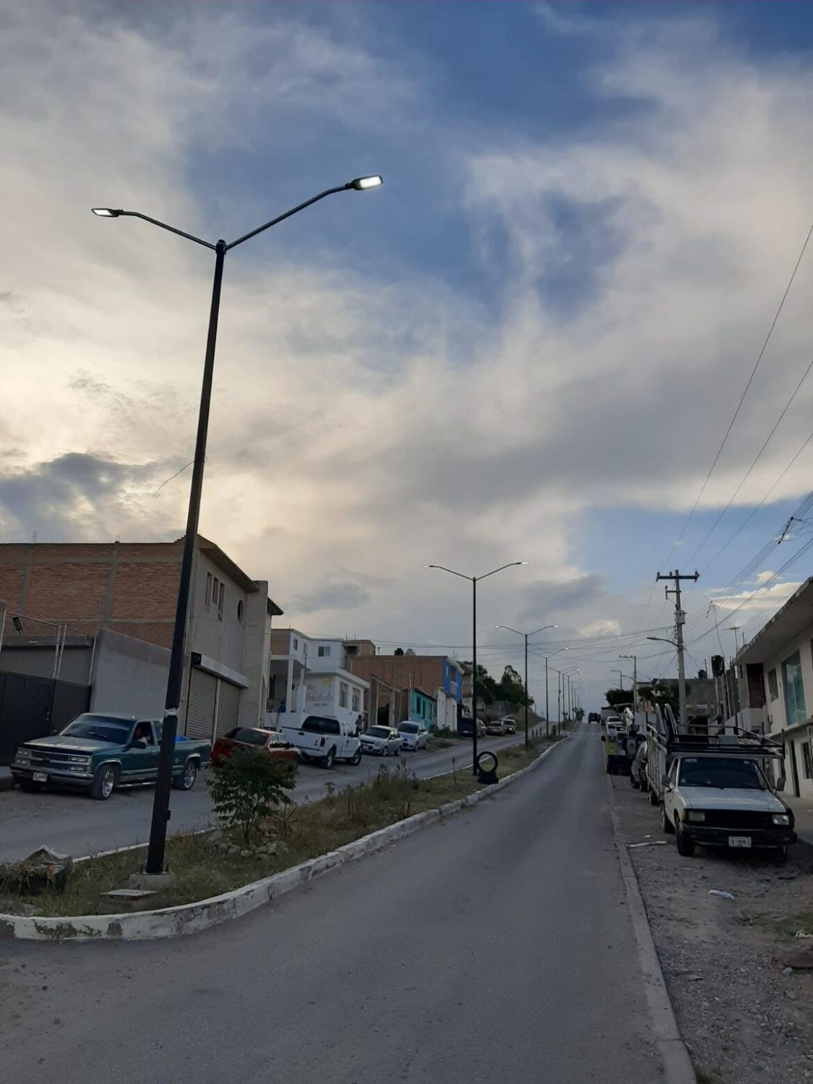 Gobierno Municipal refuerza mantenimiento de alumbrado público