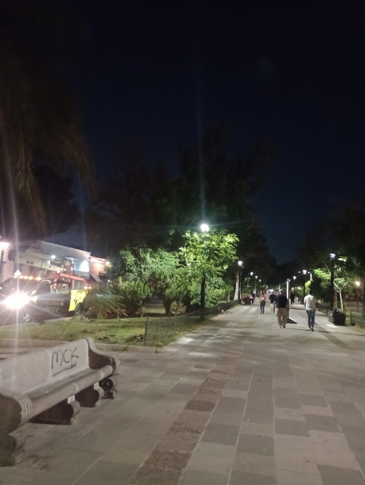 Con alumbrado público, Ayuntamiento mejora visibilidad en puntos estratégicos de San Luis Capital