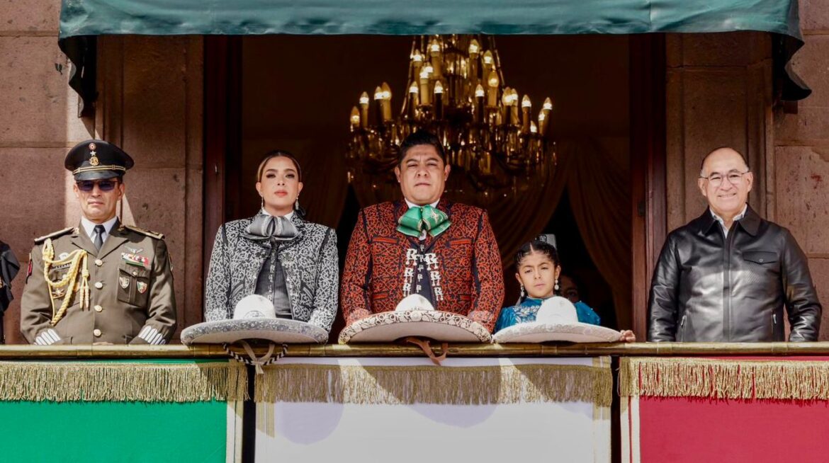 Policía de la Capital presente en el Desfile Cívico Militar conmemorativo de la Independencia de México