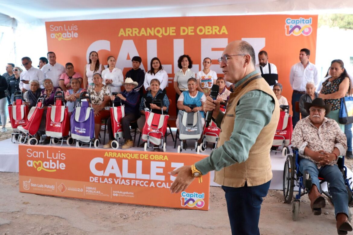 Alcalde Galindo inicia rehabilitación vial en la Delegación La Pila