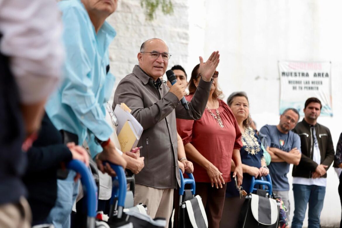Alcalde Enrique Galindo lleva soluciones directas a las colonias con el programa Capital al 100