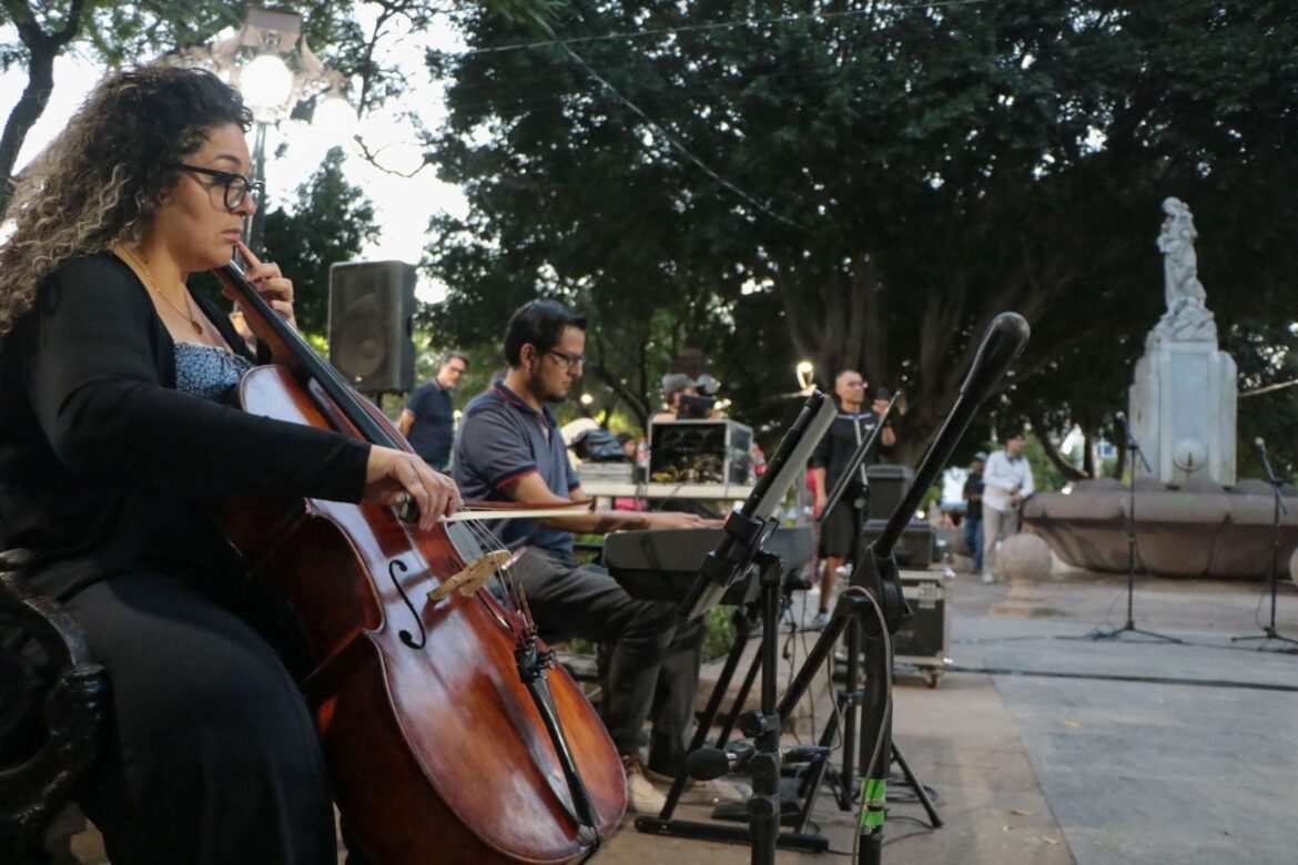 Arrancan las actividades de la Semana de Homenaje a la Mezzosoprano potosina Oralia Domínguez con “Ópera en las Calles” en el Barrio de Tequisquiapan