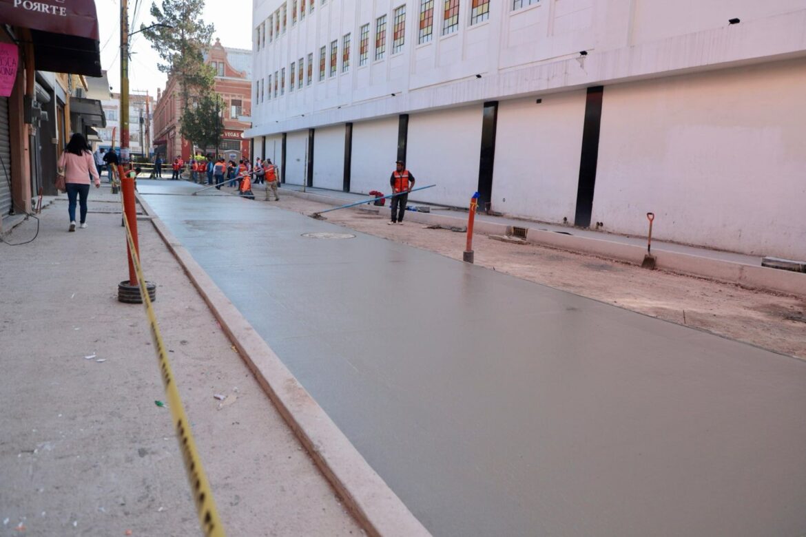 Cerca de concluir la rehabilitación de Julián de los Reyes; exhortan a respetar áreas con concreto recién colado