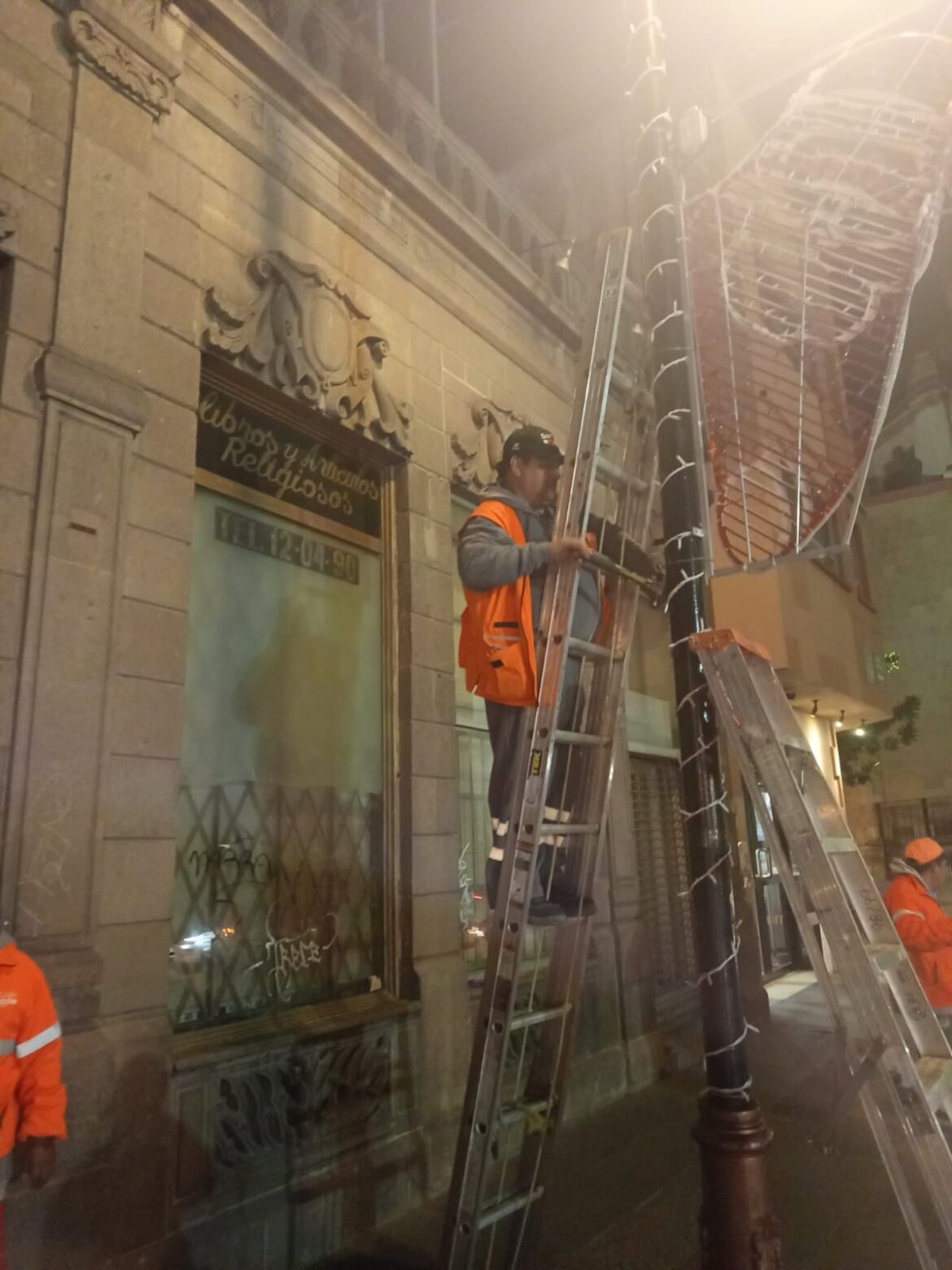 San Luis Capital se ilumina para recibir la Navidad