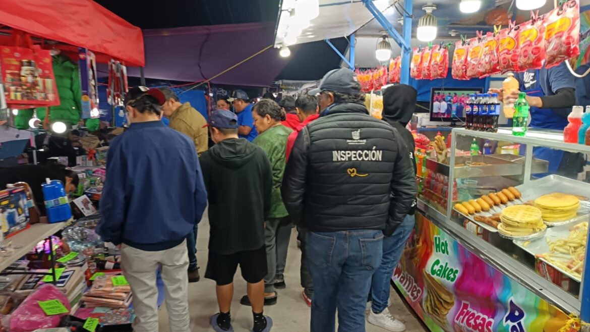Dirección de Comercio realiza recorridos de supervisión en tianguis navideños de la Capital