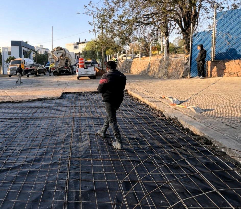 Gobierno de la Capital avanza en la rehabilitación de calles de colonias