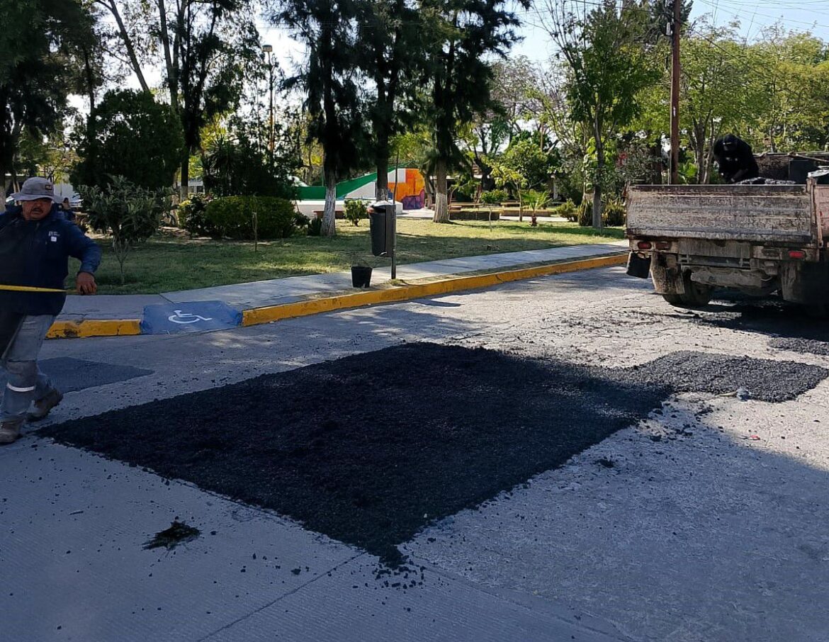 Gobierno de San Luis Capital despliega trabajos de bacheo en Industrial Aviación, Satélite y El Paseo con programación continua