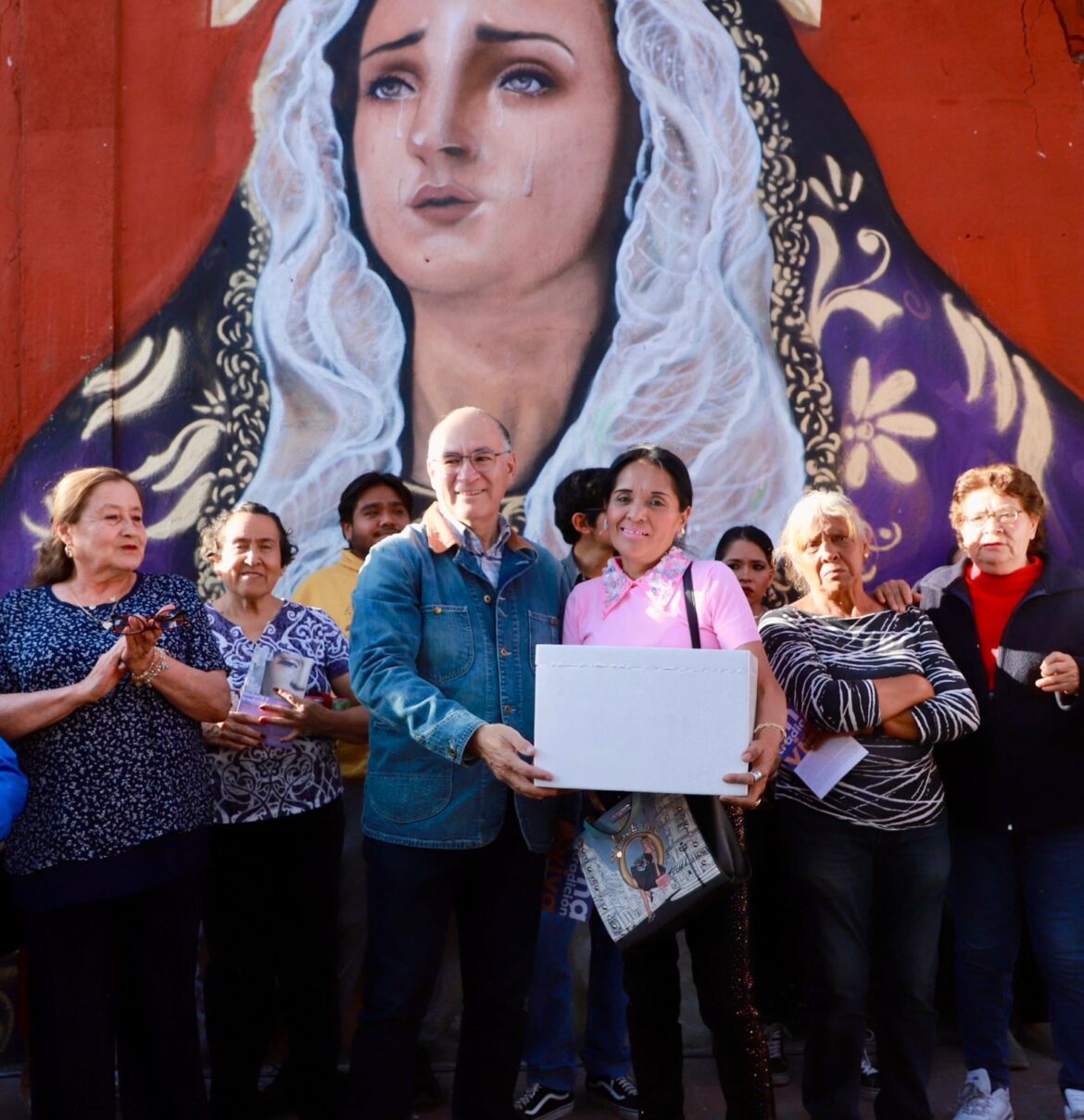 Galindo respalda tradición histórica del Callejón del Buche