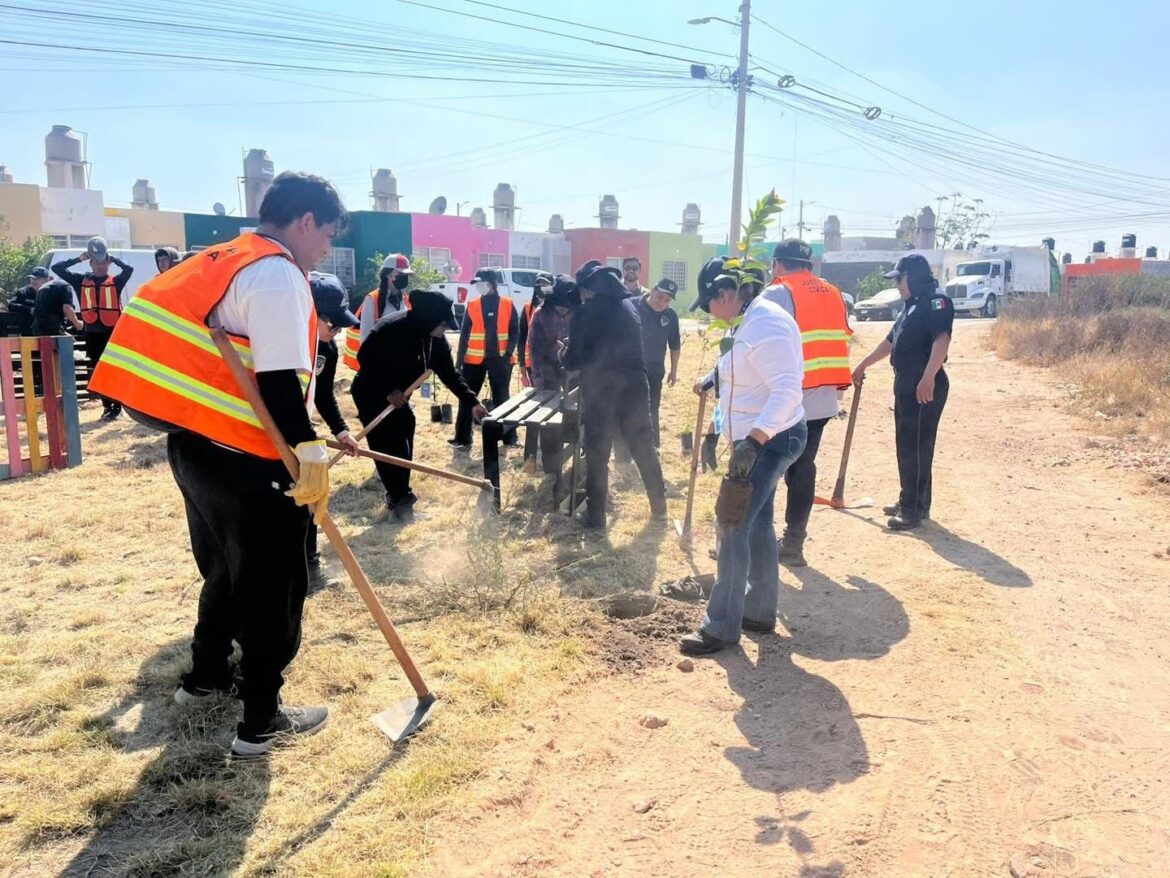 Ayuntamiento de la Capital lleva la Ecología Táctica a la colonia Los Vergeles.