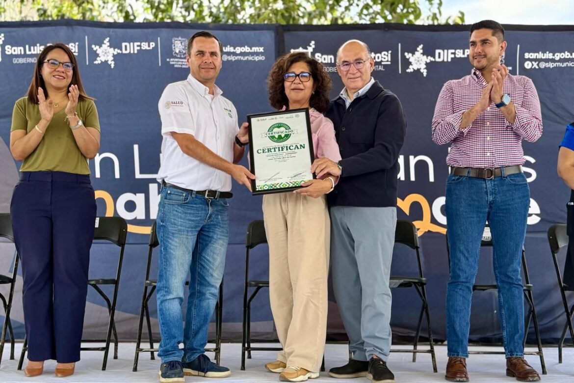Primarias de la Capital Libres de Caries, reciben certificación oficial