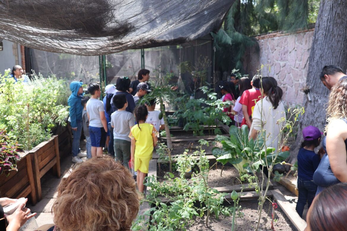 Gobierno municipal promueve la conciencia ambiental en agentes del Escuadrón de Bienestar Infantil en Casa Colorada